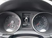 ✅ 2011 Volkswagen Golf GTI w/Sunroof & Navi PZEV • VIN: WVWHD7AJXBW259151 • Lot: 42663693. Wystawiony na IAAI z przebiegiem 183 479 mil. Bezpłatny archiwum sprzedaży aukcyjnych z USA i szczegółowy raport historii pojazdu na DreamBid. Zdjęcie 7.