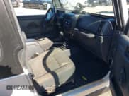 ✅ 2004 Jeep Wrangler Rubicon • VIN: 1J4FA69S34P778038 • Lot: 43519860. Wystawiony na IAAI z przebiegiem 145 217 mil. Bezpłatny archiwum sprzedaży aukcyjnych z USA i szczegółowy raport historii pojazdu na DreamBid. Zdjęcie 5.