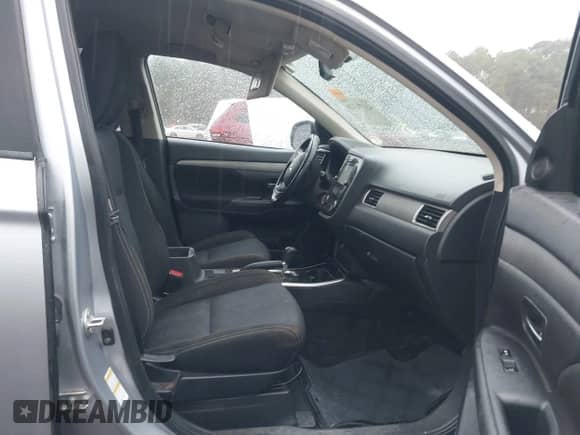 2017 Mitsubishi Outlander ES с VIN JA4AZ2A35HZ017490, выставлен на аукционе IAAI как лот 43471328 с пробегом 127 699 миль миль и . История ставок и продаж доступна на DreamBid. Изображение 5.