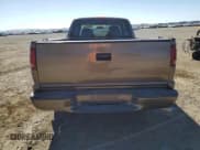 ✅ 2003 Chevrolet S-10 LS • VIN: 1GCCS19X038106564 • Лот: 46473045. Опубликован ранее на Copart с пробегом 159 955 миль. Бесплатный доступ к архиву аукционных продаж из США и подробный отчёт об истории автомобиля на DreamBid. Изображение 6.