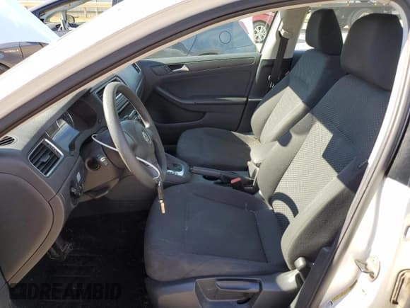 ✅ 2014 Volkswagen Jetta TDI • VIN: 3VWLL7AJ5EM445114 • Лот: 91517035. Опубликован ранее на Copart с пробегом 114 192 миль. Бесплатный доступ к архиву аукционных продаж из США и подробный отчёт об истории автомобиля на DreamBid. Изображение 7.