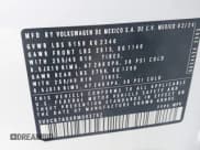 ✅ 2024 Volkswagen Tiguan SE R-Line Black • VIN: 3VVCB7AX6RM093792 • Lot: 42117670. Wystawiony na IAAI z przebiegiem 15 379 mil. Bezpłatny archiwum sprzedaży aukcyjnych z USA i szczegółowy raport historii pojazdu na DreamBid. Zdjęcie 9.