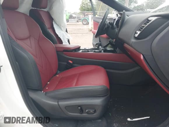 ✅ 2024 Lexus NX 350h Luxury • VIN: 2T2HKCEZ7RC022209 • Lot: 42530047. Wystawiony na IAAI z przebiegiem 33 416 mil. Bezpłatny archiwum sprzedaży aukcyjnych z USA i szczegółowy raport historii pojazdu na DreamBid. Zdjęcie 5.