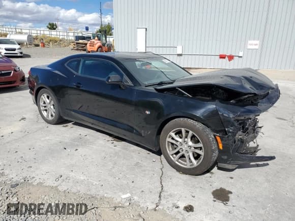 ✅ 2020 Chevrolet Camaro 1LT • VIN: 1G1FB1RX0L0145935 • Lot: 84073195. Listed on Copart with 46,164 mi. Free auction sales archive from the USA and detailed vehicle history report at DreamBid. Image 4.