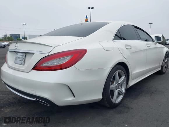 ✅ 2015 Mercedes-Benz CLS 400 • VIN: WDDLJ6FB7FA143638 • Lot: 42541324. Listed on IAAI with Not provided. Free auction sales archive from the USA and detailed vehicle history report at DreamBid. Image 4.