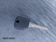 ✅ 2009 Chevrolet Suburban LS • VIN: 1GNFC16029R200974 • Lot: 41370873. Listed on IAAI with 207,649 mi. Free auction sales archive from the USA and detailed vehicle history report at DreamBid. Image 11.