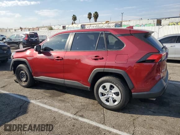 ✅ 2022 Toyota RAV4 LE • VIN: JTMH1RFV8ND088724 • Lot: 74328014. Listed on Copart with 11,628 mi. Free auction sales archive from the USA and detailed vehicle history report at DreamBid. Image 2.