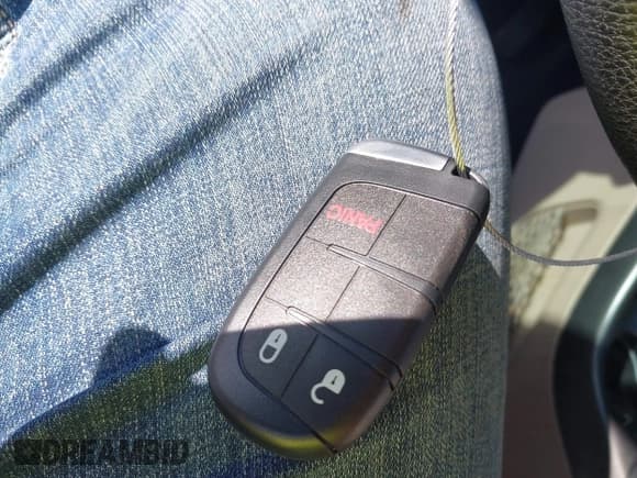 ✅ 2014 Dodge Journey American Value • VIN: 3C4PDCAB5ET144352 • Lot: 43551532. Wystawiony na IAAI z przebiegiem 141 728 mil. Bezpłatny archiwum sprzedaży aukcyjnych z USA i szczegółowy raport historii pojazdu na DreamBid. Zdjęcie 11.