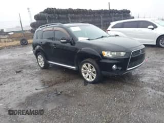 ✅ 2012 Mitsubishi Outlander SE • VIN: JA4JT3AW5CU026942 • Lot: 43834010. Wystawiony na IAAI z przebiegiem Nie podano. Bezpłatny archiwum sprzedaży aukcyjnych z USA i szczegółowy raport historii pojazdu na DreamBid. Zdjęcie 1.