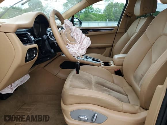 ✅ 2015 Porsche Macan S • VIN: WP1AB2A53FLB72601 • Lot: 54612435. Listed on Copart with 90,694 mi. Free auction sales archive from the USA and detailed vehicle history report at DreamBid. Image 7.