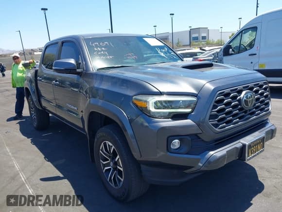 ✅ 2020 Toyota Tacoma SR5 • VIN: 3TMAZ5CN8LM116501 • Lot: 42871094. Listed on IAAI with 90,459 mi. Free auction sales archive from the USA and detailed vehicle history report at DreamBid. Image 1.
