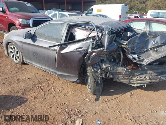 ✅ 2016 Honda Accord EX • VIN: 1HGCR2F0XGA138768 • Lot: 43247067. Wystawiony na IAAI z przebiegiem 93 639 mil. Bezpłatny archiwum sprzedaży aukcyjnych z USA i szczegółowy raport historii pojazdu na DreamBid. Zdjęcie 3.