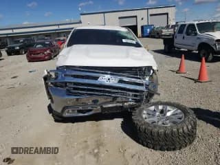 ✅ 2019 Chevrolet Silverado 1500 LTZ • VIN: 3GCUYGED6KG180680 • Lot: 72829583. Wystawiony na Copart z przebiegiem 68 623 mil. Bezpłatny archiwum sprzedaży aukcyjnych z USA i szczegółowy raport historii pojazdu na DreamBid. Zdjęcie 5.