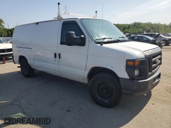 ✅ 2010 Ford Econoline Cargo Commercial • VIN: 1FTNE1EW9ADA16217 • Lot: 67754395. Wystawiony na Copart z przebiegiem 188 205 mil. Bezpłatny archiwum sprzedaży aukcyjnych z USA i szczegółowy raport historii pojazdu na DreamBid. Zdjęcie 4.