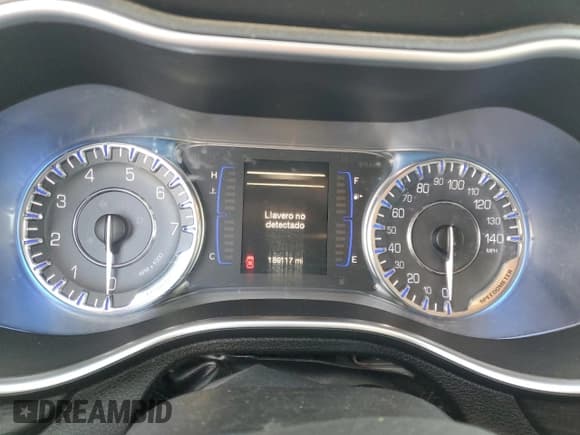 ✅ 2015 Chrysler 200 Limited • VIN: 1C3CCCAB3FN588711 • Lot: 70572855. Wystawiony na Copart z przebiegiem 189 117 mil. Bezpłatny archiwum sprzedaży aukcyjnych z USA i szczegółowy raport historii pojazdu na DreamBid. Zdjęcie 9.