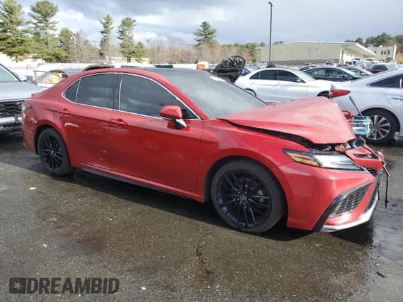 2021 Toyota Camry XSE with VIN 4T1K61BKXMU041662, listed as a Copart auction lot 81491914 with 64,807 mi miles and Salvage title. Bid and sale history available at DreamBid. Image 4.