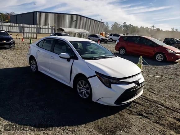 ✅ 2026 Toyota Corolla LE • VIN: 5YFB4MDE2TP371407 • Лот: 89853715. Опубликован ранее на Copart с пробегом 21 миль. Бесплатный доступ к архиву аукционных продаж из США и подробный отчёт об истории автомобиля на DreamBid. Изображение 13.