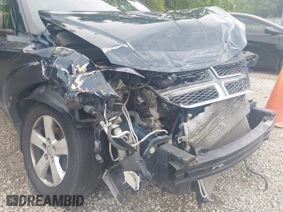 ✅ 2013 Dodge Journey Canada Value • VIN: 3C4PDCAB8DT613299 • Lot: 42345587. Listed on IAAI with 171,529 mi. Free auction sales archive from the USA and detailed vehicle history report at DreamBid. Image 6.