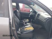 ✅ 2009 Hyundai Santa Fe Limited • VIN: 5NMSH13E39H266706 • Lot: 43670607. Listed on IAAI with 249,195 mi. Free auction sales archive from the USA and detailed vehicle history report at DreamBid. Image 5.