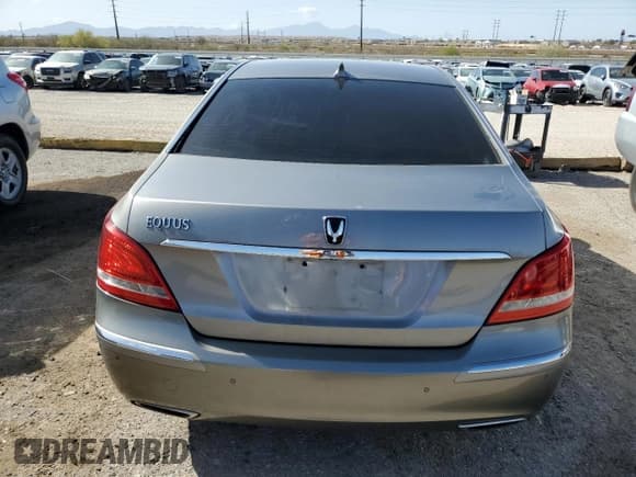 ✅ 2013 Hyundai Equus Signature • VIN: KMHGH4JH4DU058836 • Lot: 51837815. Listed on Copart with 112,093 mi. Free auction sales archive from the USA and detailed vehicle history report at DreamBid. Image 6.