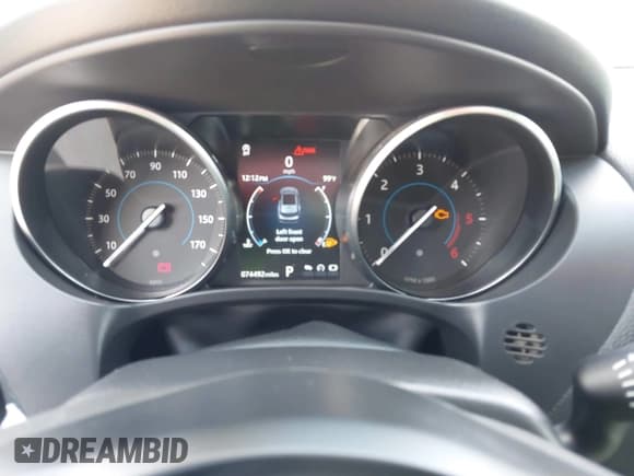 ✅ 2018 Jaguar F-Pace 20d Premium • VIN: SADCJ2FN5JA292785 • Lot: 43509631. Listed on IAAI with 74,492 mi. Free auction sales archive from the USA and detailed vehicle history report at DreamBid. Image 7.