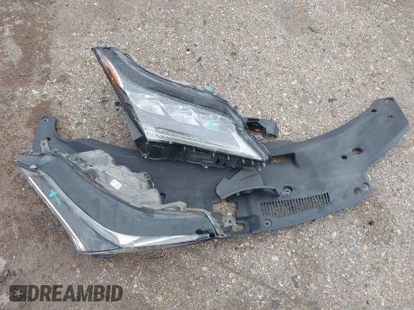 ✅ 2017 Lexus RX 350 • VIN: 2T2ZZMCA9HC079447 • Lot: 41546040. Listed on IAAI with 100,562 mi. Free auction sales archive from the USA and detailed vehicle history report at DreamBid. Image 12.