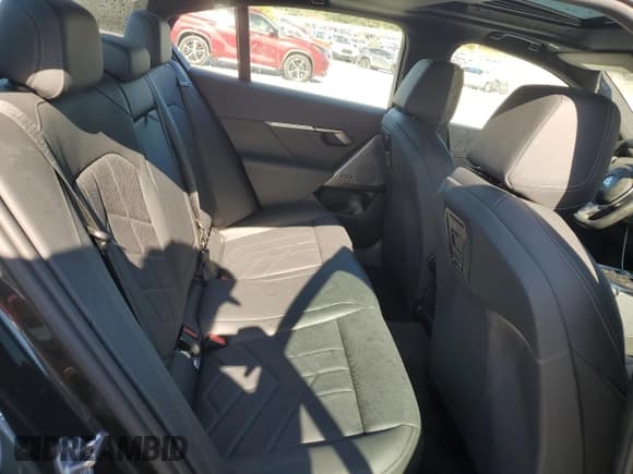 ✅ 2024 BMW 5 Series 530i • VIN: WBA43FJ01RCS39432 • Лот: 77013584. Опубликован ранее на Copart с пробегом 11 186 миль. Бесплатный доступ к архиву аукционных продаж из США и подробный отчёт об истории автомобиля на DreamBid. Изображение 10.