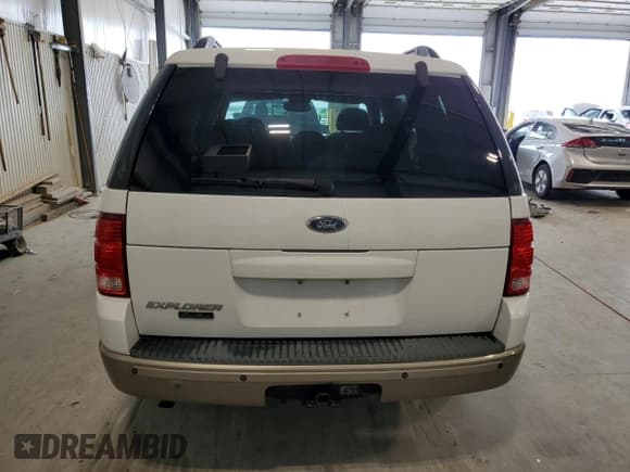 ✅ 2004 Ford Explorer Eddie Bauer • VIN: 1FMZU74K14ZB39180 • Lot: 63325815. Wystawiony na Copart z przebiegiem 131 309 mil. Bezpłatny archiwum sprzedaży aukcyjnych z USA i szczegółowy raport historii pojazdu na DreamBid. Zdjęcie 6.