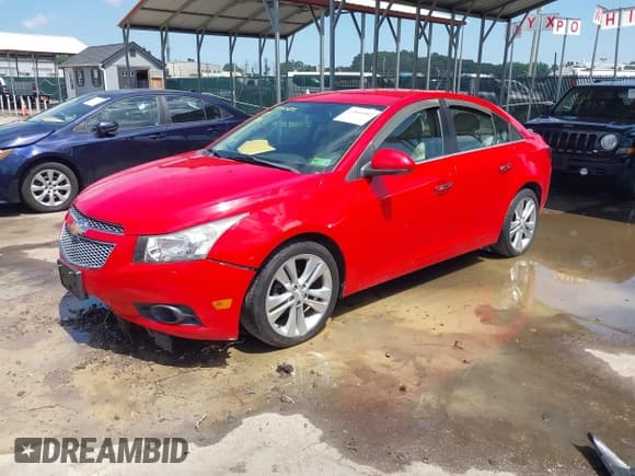 ✅ 2014 Chevrolet Cruze LTZ • VIN: 1G1PG5SB2E7416046 • Lot: 42840682. Wystawiony na IAAI z przebiegiem 104 580 mil. Bezpłatny archiwum sprzedaży aukcyjnych z USA i szczegółowy raport historii pojazdu na DreamBid. Zdjęcie 18.
