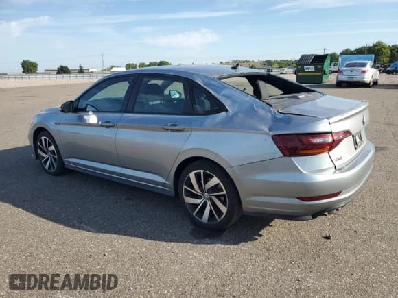 ✅ 2019 Volkswagen Jetta S • VIN: 3VW5T7BU1KM250057 • Lot: 70281595. Wystawiony na Copart z przebiegiem 70 763 mil. Bezpłatny archiwum sprzedaży aukcyjnych z USA i szczegółowy raport historii pojazdu na DreamBid. Zdjęcie 2.