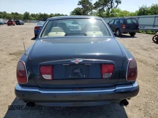 ✅ 2001 Bentley Arnage • VIN: SCBLC31E31CX05992 • Lot: 60462974. Wystawiony na Copart z przebiegiem 253 028 mil. Bezpłatny archiwum sprzedaży aukcyjnych z USA i szczegółowy raport historii pojazdu na DreamBid. Zdjęcie 6.