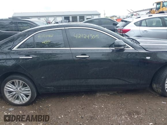 ✅ 2023 Cadillac CT4 Premium Luxury • VIN: 1G6DF5RK5P0109147 • Лот: 42124505. Опубликован ранее на IAAI с пробегом 13 797 миль. Бесплатный доступ к архиву аукционных продаж из США и подробный отчёт об истории автомобиля на DreamBid. Изображение 13.