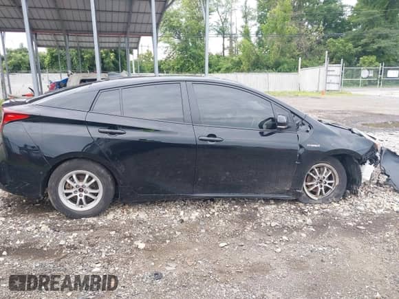 2022 Toyota Prius LE с VIN JTDL9MFU1N3033809, выставлен на аукционе IAAI как лот 39898273 с пробегом 102 460 миль миль и . История ставок и продаж доступна на DreamBid. Изображение 13.