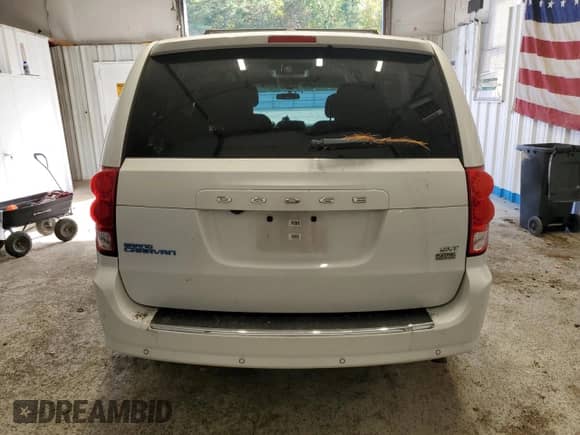 2014 Dodge Grand Caravan SXT z VIN 2C4RDGCG2ER388813, wystawiony jako Copart lot #85200605 z przebiegiem 103 860 mil mil oraz Szkoda całkowita • Salvage title. Historia ofert i sprzedaży dostępna na DreamBid. Obrazek 6.