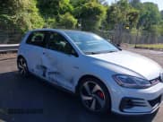 ✅ 2018 Volkswagen Golf GTI S • VIN: 3VW447AU3JM255804 • Lot: 42165912. Wystawiony na IAAI z przebiegiem 47 558 mil. Bezpłatny archiwum sprzedaży aukcyjnych z USA i szczegółowy raport historii pojazdu na DreamBid. Zdjęcie 6.