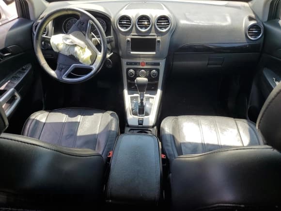 ✅ 2015 Chevrolet Captiva Sport LTZ • VIN: 3GNAL4EKXFS533303 • Lot: 61467175. Wystawiony na Copart z przebiegiem Nie podano. Bezpłatny archiwum sprzedaży aukcyjnych z USA i szczegółowy raport historii pojazdu na DreamBid. Zdjęcie 8.