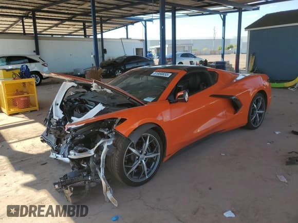 ✅ 2020 Chevrolet Corvette 2LT • VIN: 1G1Y72D40L5114863 • Lot: 81958655. Wystawiony na Copart z przebiegiem 36 401 mil. Bezpłatny archiwum sprzedaży aukcyjnych z USA i szczegółowy raport historii pojazdu na DreamBid. Zdjęcie 1.