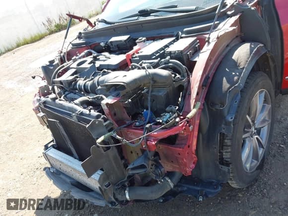 ✅ 2019 Acura RDX Technology • VIN: 5J8TC2H57KL035797 • Lot: 42722986. Wystawiony na IAAI z przebiegiem 73 595 mil. Bezpłatny archiwum sprzedaży aukcyjnych z USA i szczegółowy raport historii pojazdu na DreamBid. Zdjęcie 6.