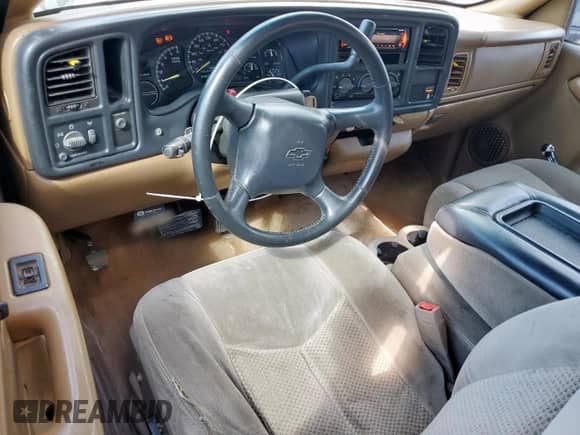 1999 Chevrolet Silverado 1500 LS с VIN 1GCEC14W2XZ167659, выставлен на аукционе Copart как лот 86246625 с пробегом 146 677 миль миль и Списание • Salvage title. История ставок и продаж доступна на DreamBid. Изображение 8.