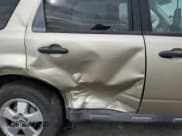 ✅ 2010 Ford Escape XLT • VIN: 1FMCU0D77AKB07248 • Lot: 62590795. Listed on Copart with 138,439 mi. Free auction sales archive from the USA and detailed vehicle history report at DreamBid. Image 11.