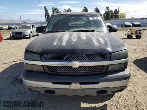 ✅ 2005 Chevrolet Silverado 1500 LS • VIN: 2GCEC19T451236162 • Лот: 75537454. Опубликован ранее на Copart с пробегом 286 785 миль. Бесплатный доступ к архиву аукционных продаж из США и подробный отчёт об истории автомобиля на DreamBid. Изображение 5.