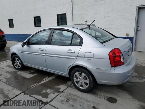 ✅ 2009 Hyundai Accent Auto GLS • VIN: KMHCN46CX9U296900 • Лот: 54849485. Опубликован ранее на Copart с пробегом 192 030 миль. Бесплатный доступ к архиву аукционных продаж из США и подробный отчёт об истории автомобиля на DreamBid. Изображение 2.