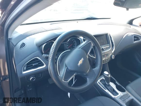 ✅ 2019 Chevrolet Cruze LS • VIN: 1G1BC5SMXK7126656 • Lot: 43546090. Listed on IAAI with 87,531 mi. Free auction sales archive from the USA and detailed vehicle history report at DreamBid. Image 20.