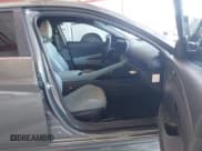 ✅ 2025 Hyundai Elantra Limited • VIN: KMHLN4DJ3SU133402 • Лот: 43040763. Опубликован ранее на IAAI с пробегом 1 677 миль. Бесплатный доступ к архиву аукционных продаж из США и подробный отчёт об истории автомобиля на DreamBid. Изображение 5.