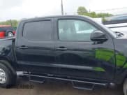 ✅ 2022 Toyota Tacoma SR • VIN: 3TMCZ5AN9NM475757 • Lot: 42334877. Wystawiony na IAAI z przebiegiem 25 674 mil. Bezpłatny archiwum sprzedaży aukcyjnych z USA i szczegółowy raport historii pojazdu na DreamBid. Zdjęcie 14.