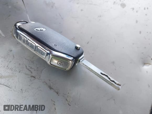 ✅ 2020 Kia Forte LXS • VIN: 3KPF24AD9LE197923 • Лот: 43357432. Опубликован ранее на IAAI с пробегом 90 187 миль. Бесплатный доступ к архиву аукционных продаж из США и подробный отчёт об истории автомобиля на DreamBid. Изображение 11.