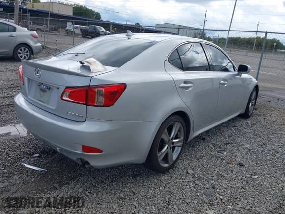 ✅ 2013 Lexus IS 250 • VIN: JTHBF5C23D5193530 • Лот: 43303896. Опубликован ранее на IAAI с пробегом 184 252 миль. Бесплатный доступ к архиву аукционных продаж из США и подробный отчёт об истории автомобиля на DreamBid. Изображение 4.