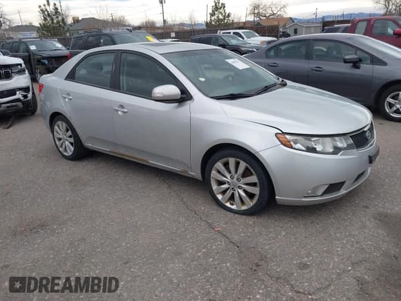 ✅ 2010 Kia Forte SX • VIN: KNAFW4A36A5306226 • Лот: 43895291. Опубликован ранее на IAAI с пробегом 149 892 миль. Бесплатный доступ к архиву аукционных продаж из США и подробный отчёт об истории автомобиля на DreamBid. Изображение 1.