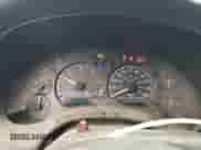 2002 Chevrolet Blazer LS z VIN 1GNDT13W32K241483, wystawiony jako Copart lot #73992044 z przebiegiem 191 544 mil mil oraz Szkoda całkowita • Salvage title. Historia ofert i sprzedaży dostępna na DreamBid. Obrazek 9.