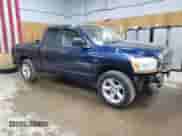 2006 Dodge 1500 Laramie z VIN 1D7HU18296S552196, wystawiony jako Copart lot #56712305 z przebiegiem 134 162 mil mil oraz Szkoda całkowita • Salvage title. Historia ofert i sprzedaży dostępna na DreamBid. Obrazek 4.